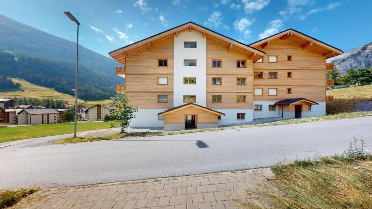 Spacieux - 2 A Coucher Incl Jacuzzi Prive Appartement