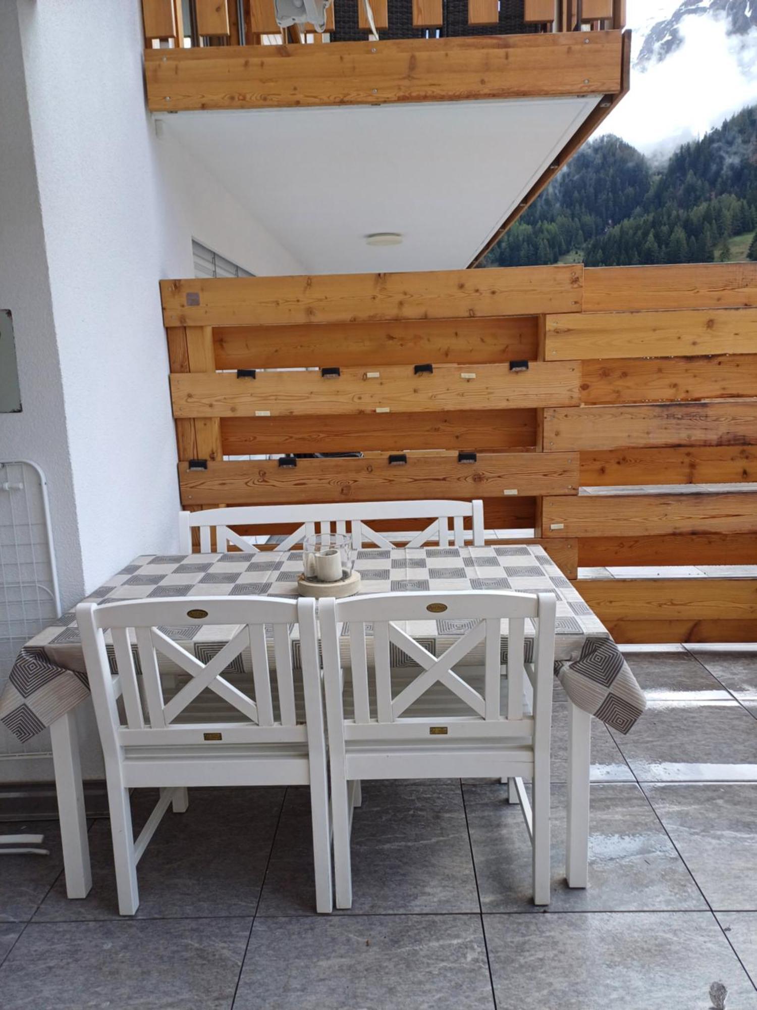 Appartement Spacieux - 2 A Coucher Incl Jacuzzi Prive